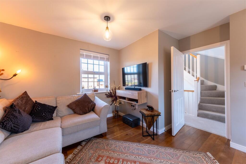 49 Hazelhurst Way-007.jpg