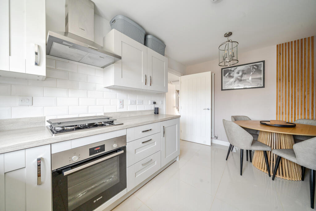 Kitchen / Breakfast Room