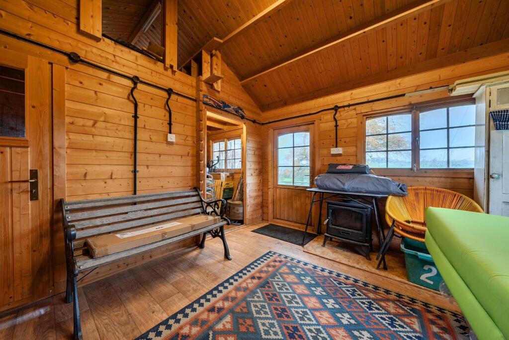 Log Cabin internal 2.jpg