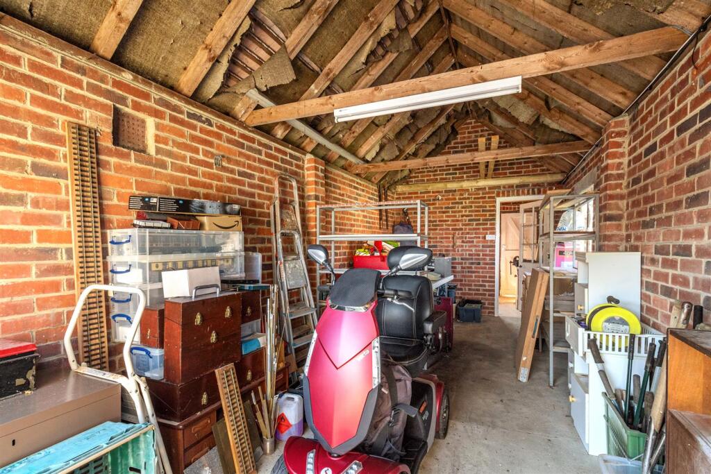 Jersey Road, 2-025.jpg