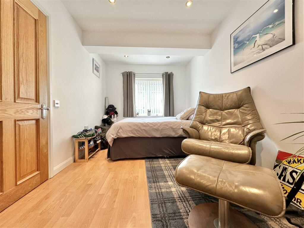 RECEPTION ROOM / BEDROOM FIVE