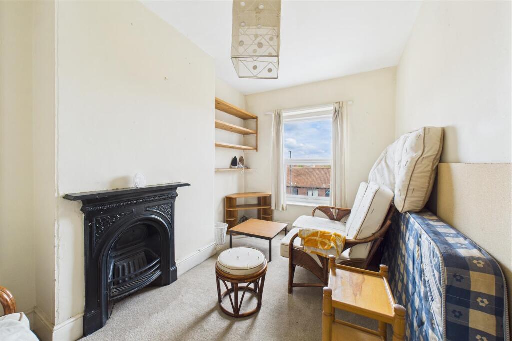 9 Christina Terrace, Hotwells, Bristol BS8 4QB | P