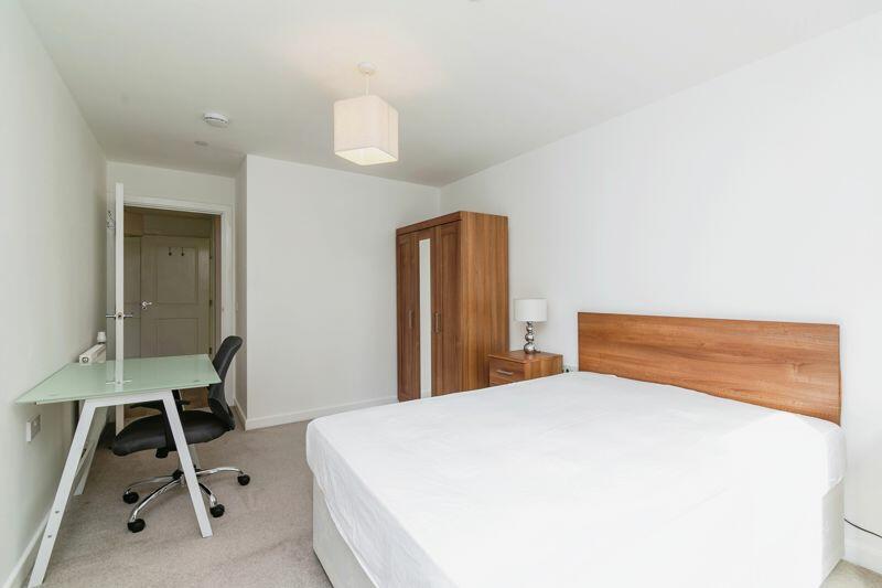 Bedroom 2(3)