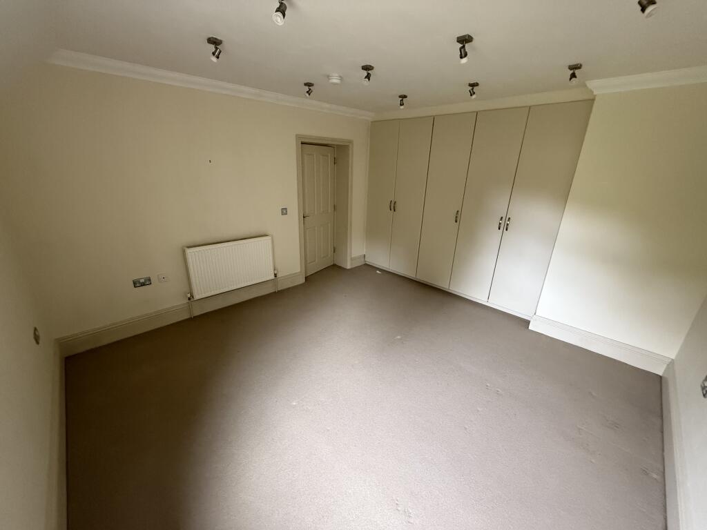 Photo 06-10-2025  11 20 26 T202510061704.jpg