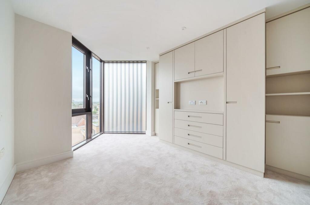 Davidson Frost-Wellings, DFW, Finchley Road, Londo