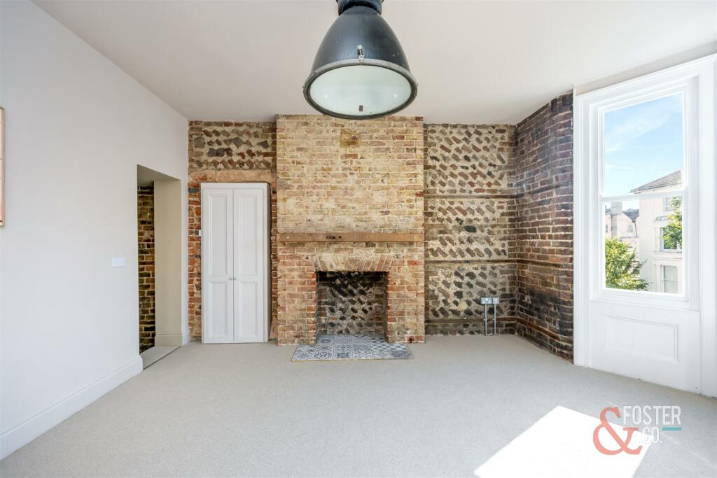 Ventnor Villas 57, flat 5-003.jpg