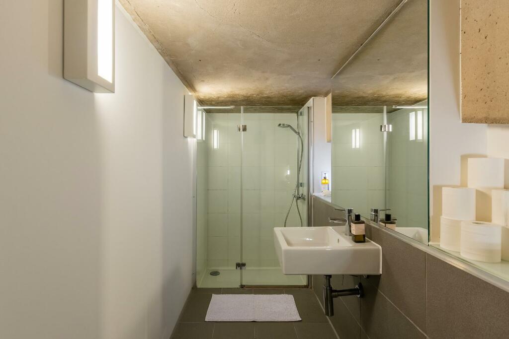 2L1S0BH - Ensuite B.jpg