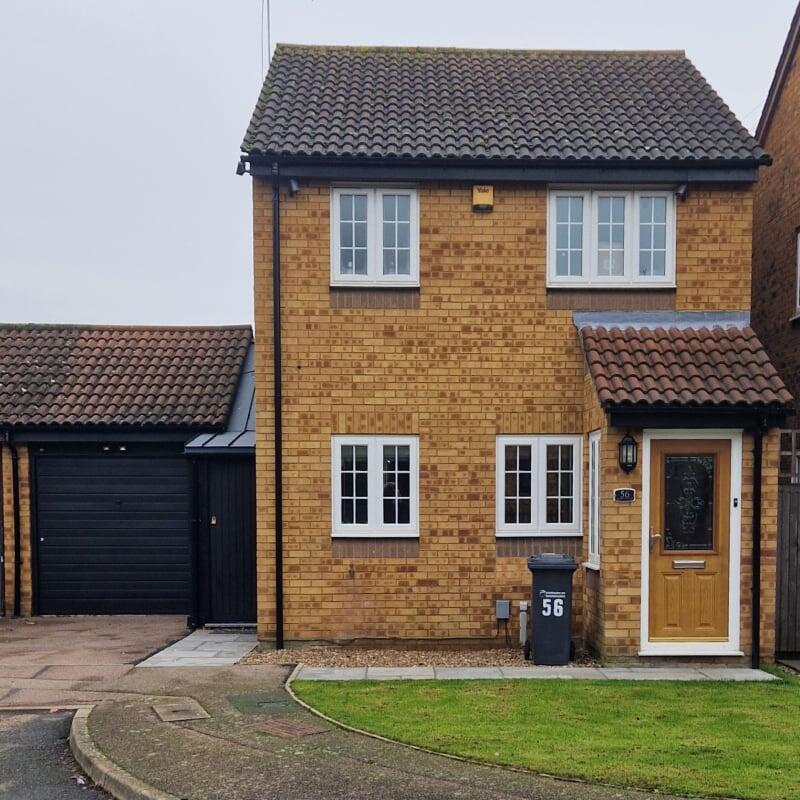 Benedictine Gate, Waltham Cross, EN8