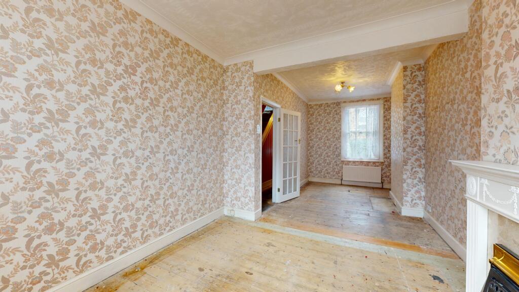 64 Sabine Road, Battersea, London, SW11 5LW