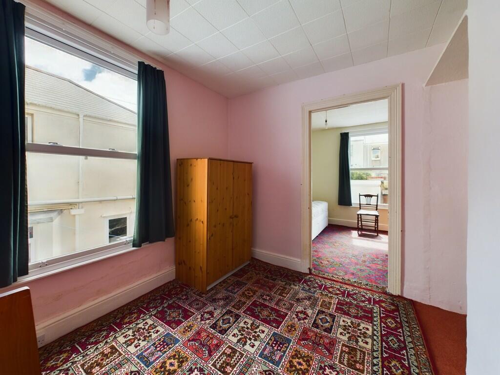 CAM03974G0-PR0024...