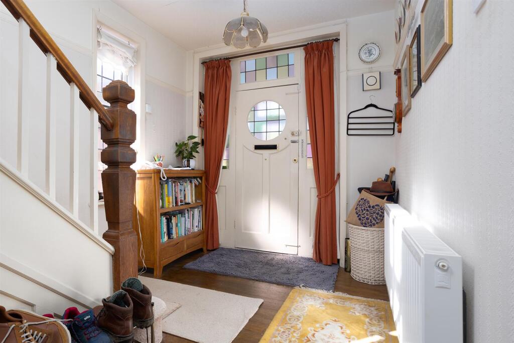 2 Westgate Road, Rugby (20).jpg