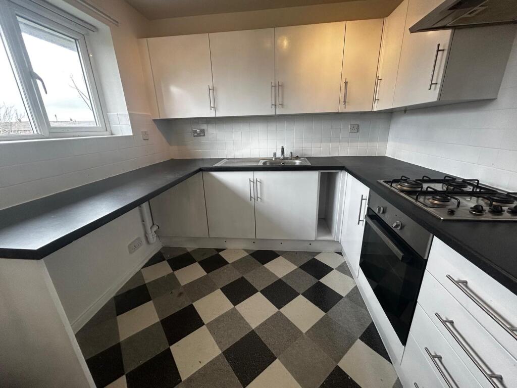 Kitchen (2)