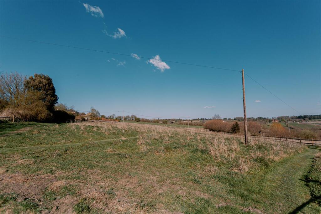 Land / View