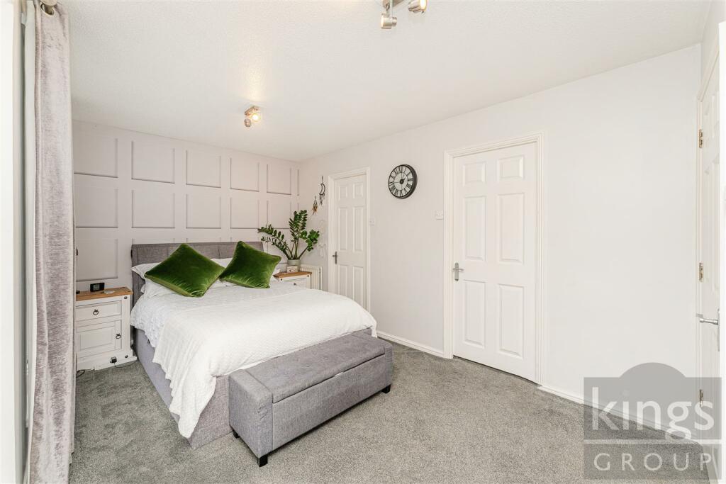 Bedroom_3.jpg