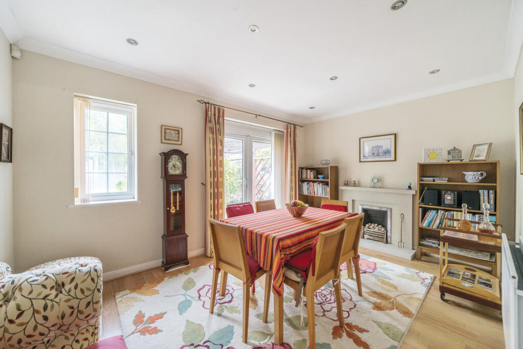 1339876-7-689c6ed...