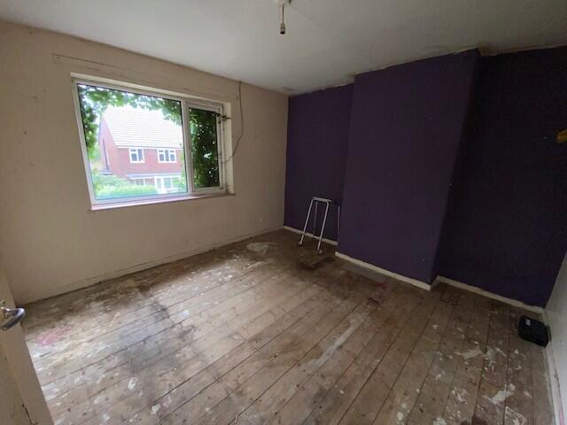 BEDROOM ONE T202508221234.jpg