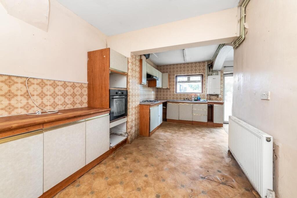 Edited Kitchen - Copy.jpg