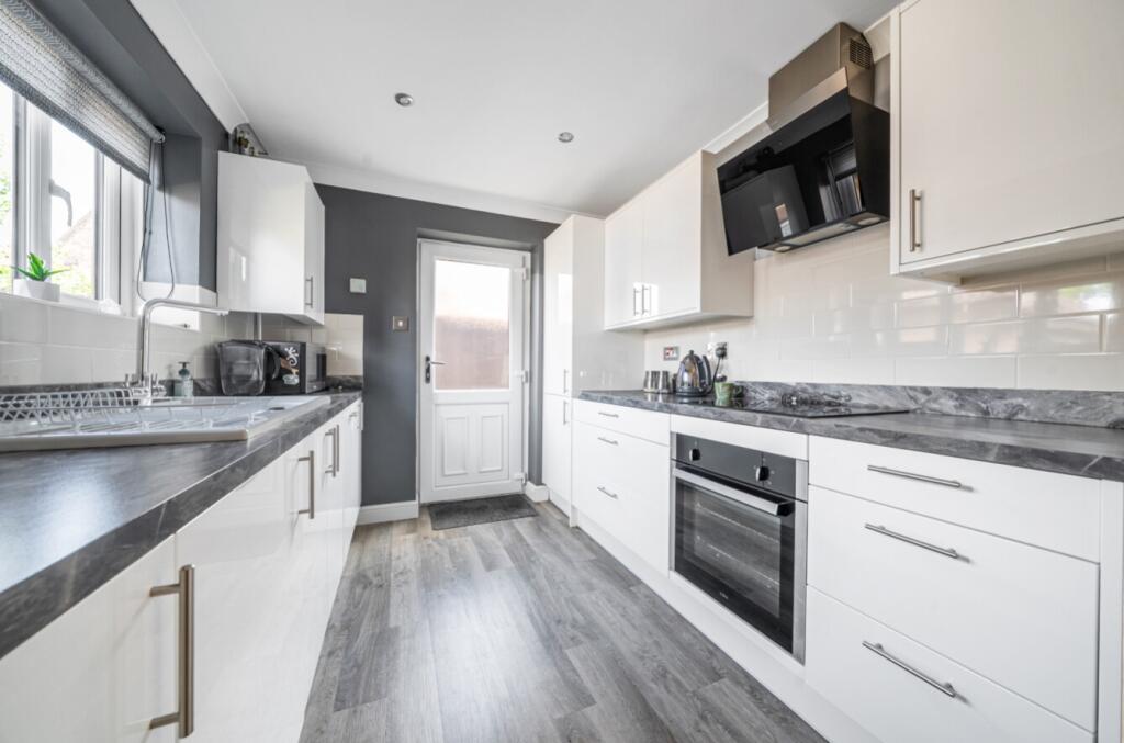 1-1300094-22-6838c7c127932-ARWc (13)