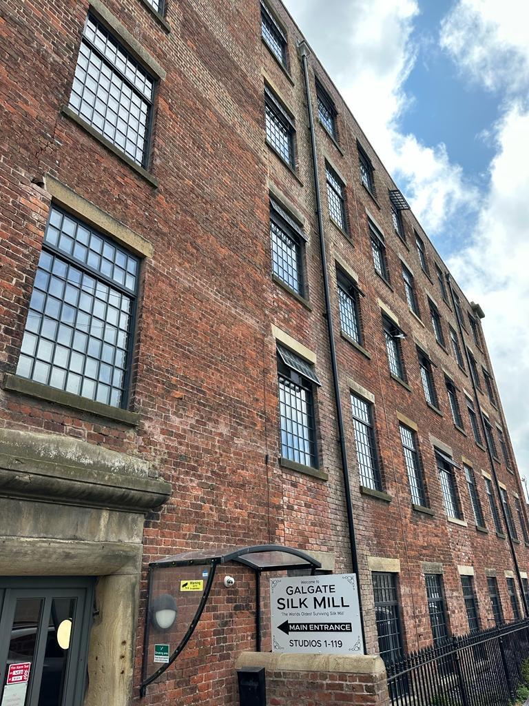 626088db-4fd2-40f9-bfa7-d64df300795b