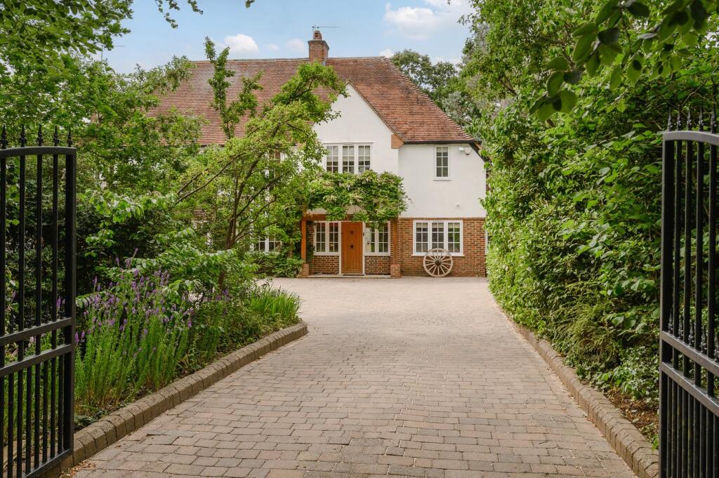 Private, Gated Driveway