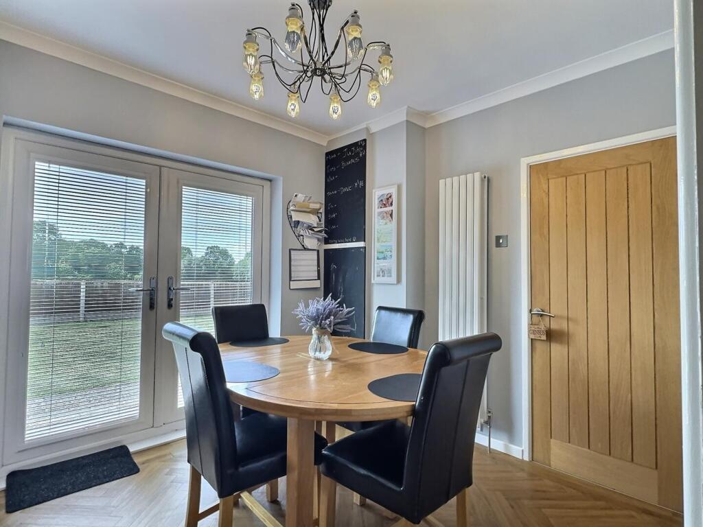 Kitchen Diner