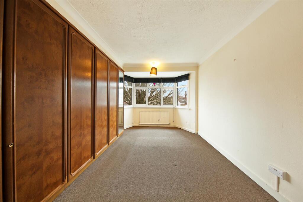 12 Woodland Rise - QWXWjMeI5KlmkanF6L57.jpg