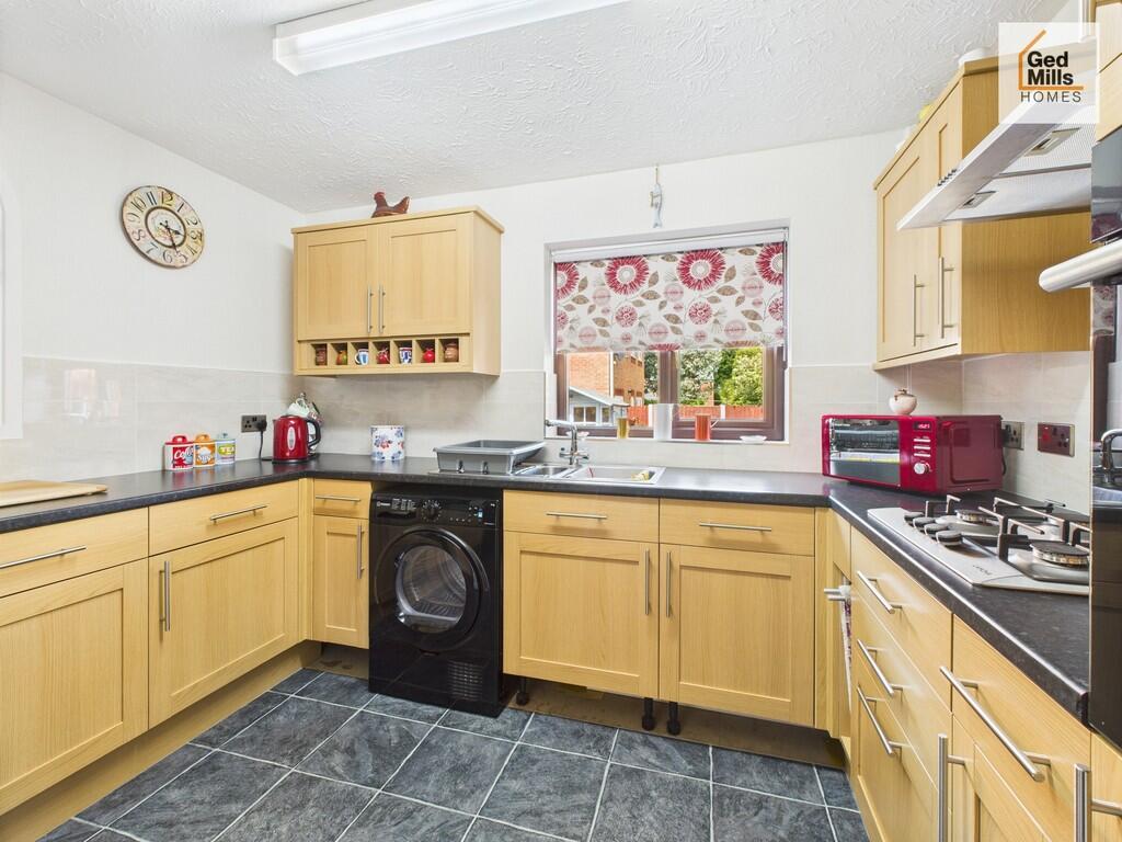 CAM04261G0-PR0066...