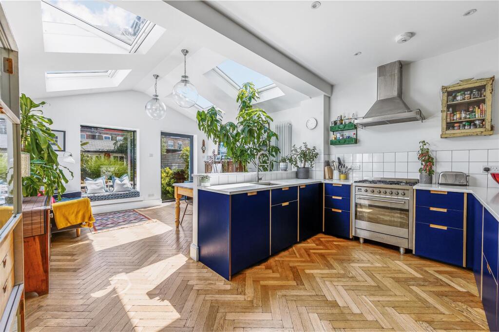 23 Cranmer Avenue-6.jpg