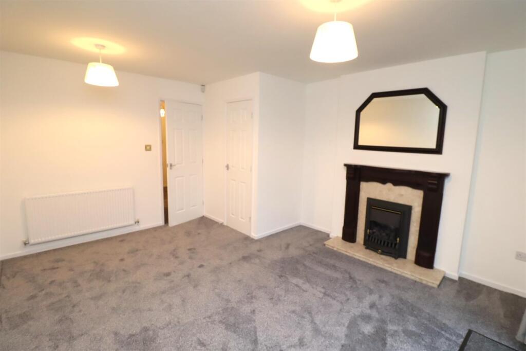 Lounge1.JPG