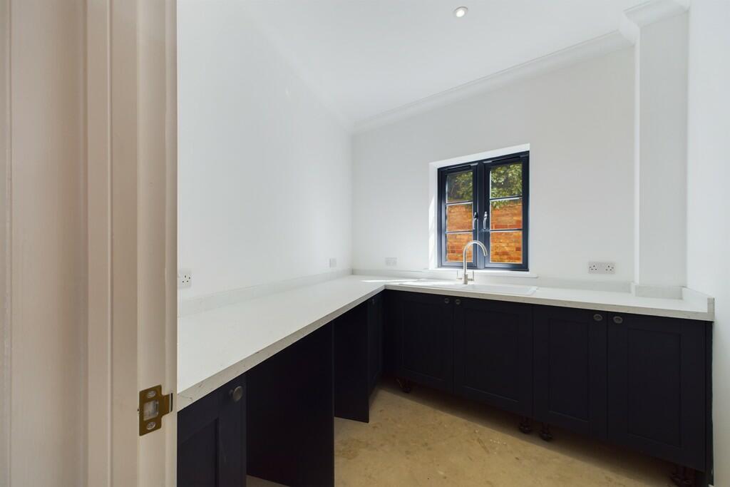 CAM01211G0-PR0081...