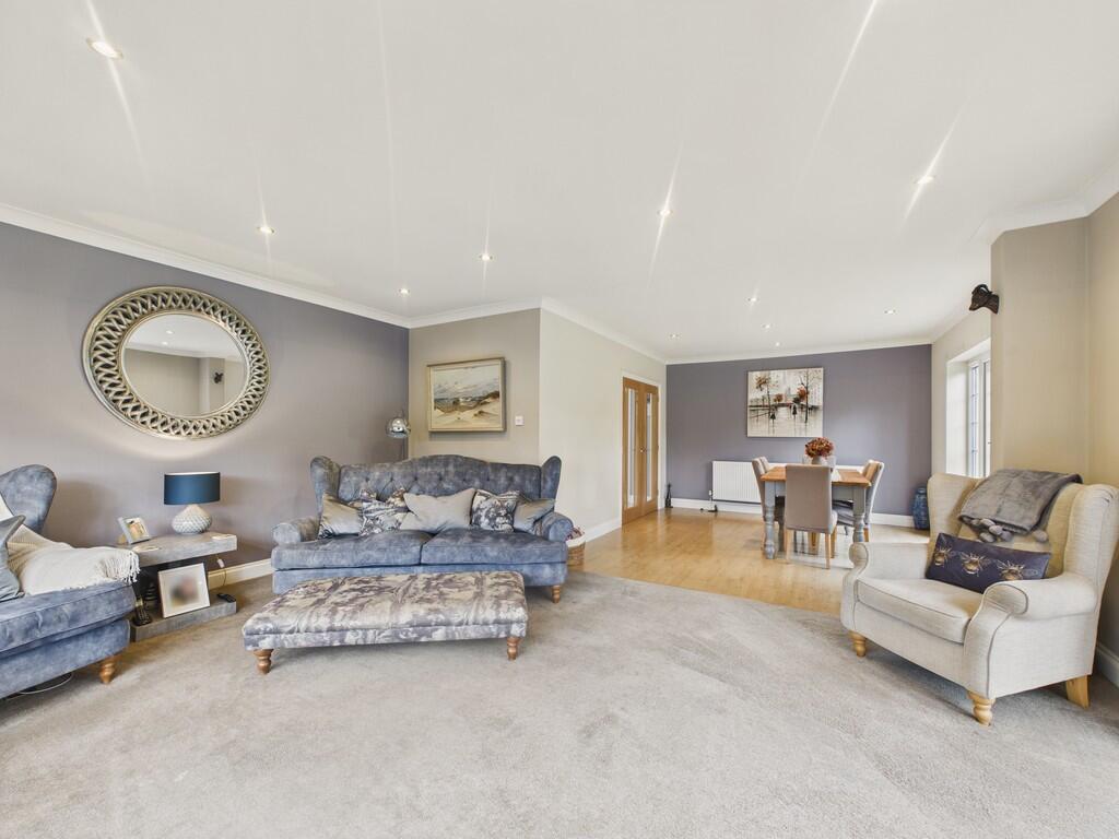 CAM04092G0-PR0099...