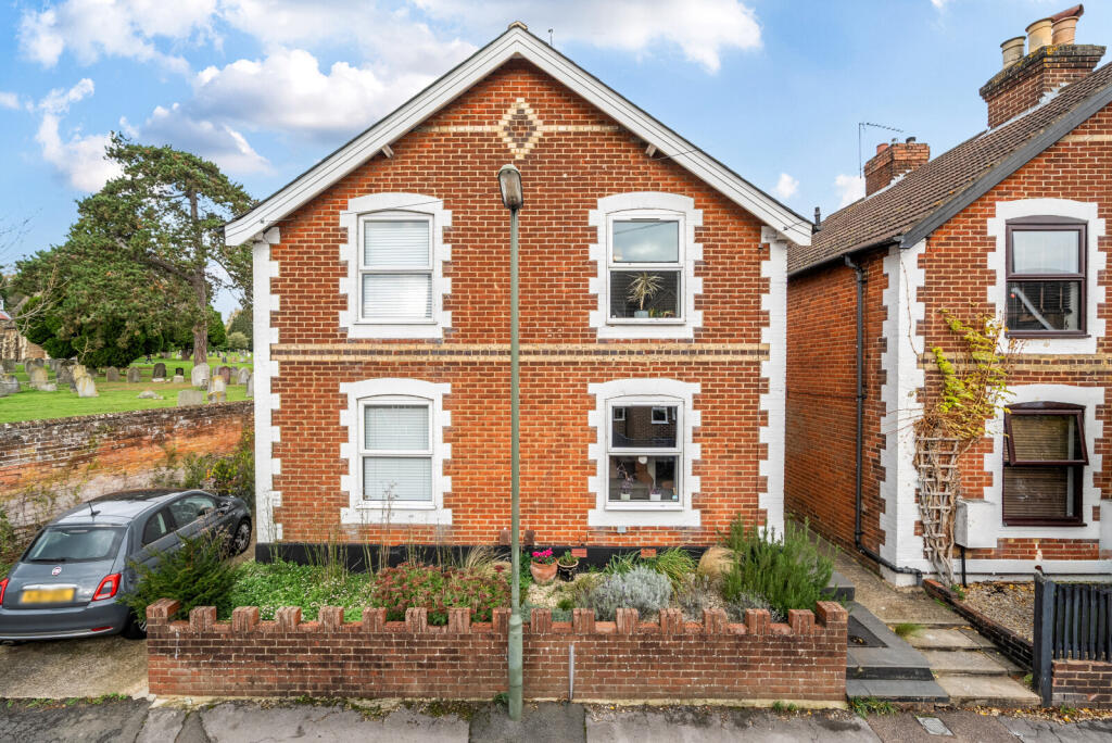 1376303-1-690b301...