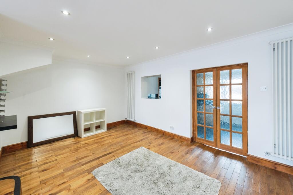 Living/Dining Room