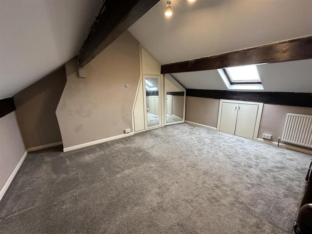 Main bedroom.jpeg