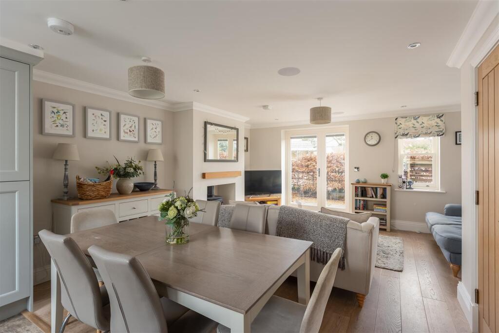 Pinfold Cottage Kitchen Dining Living Room-10.jpg