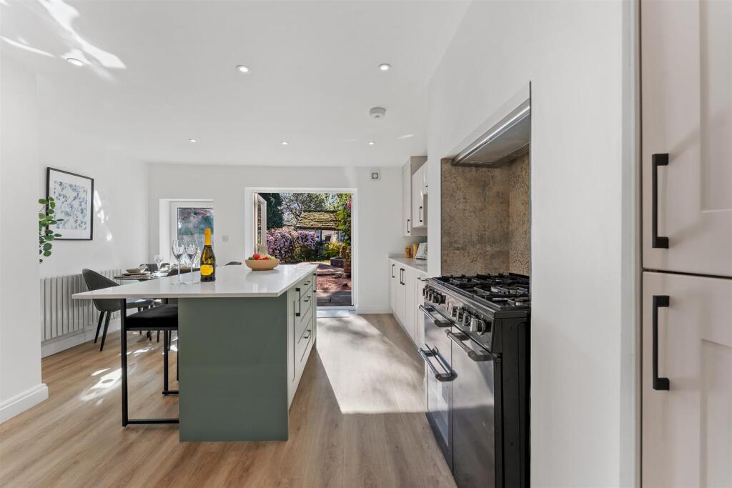 140 PEMBERTON ROAD-27.jpg