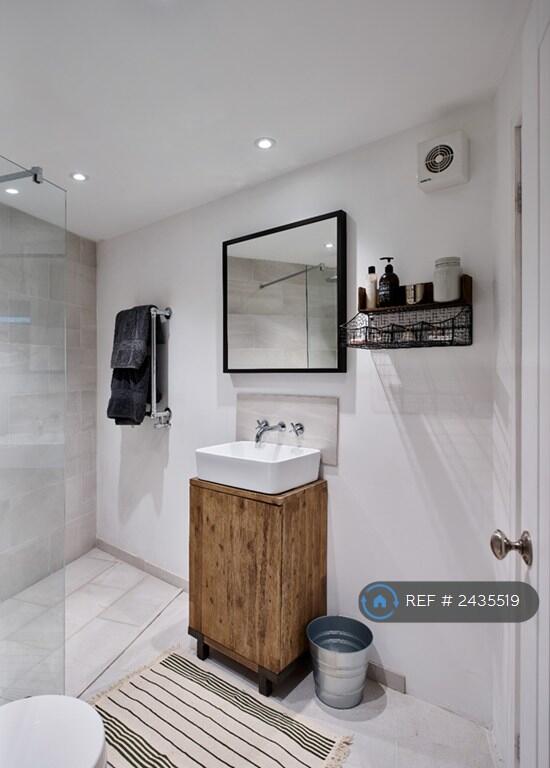 2nd Bedroom En Suite