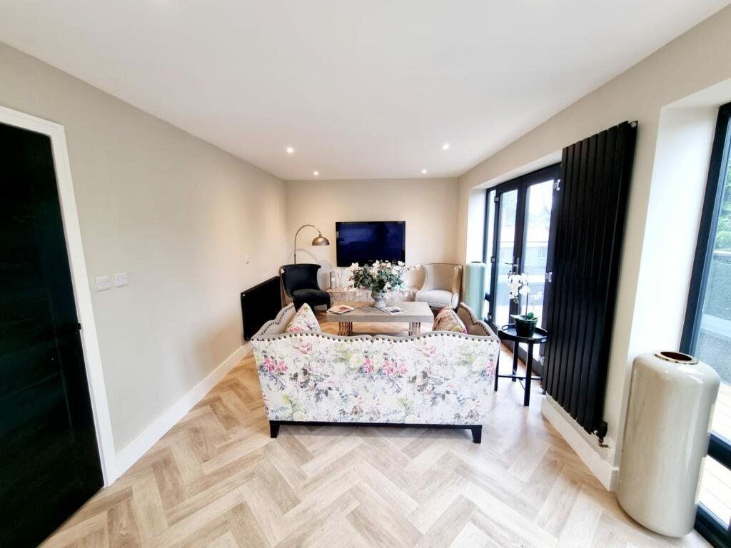 b2f017d0-c8ae-4f1c-8382-8a82b66da1d8