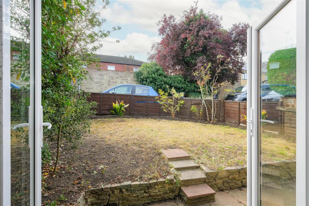 Palmerston Court-18.jpg