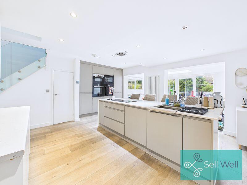 Kitchen Island &amp; Dining Space