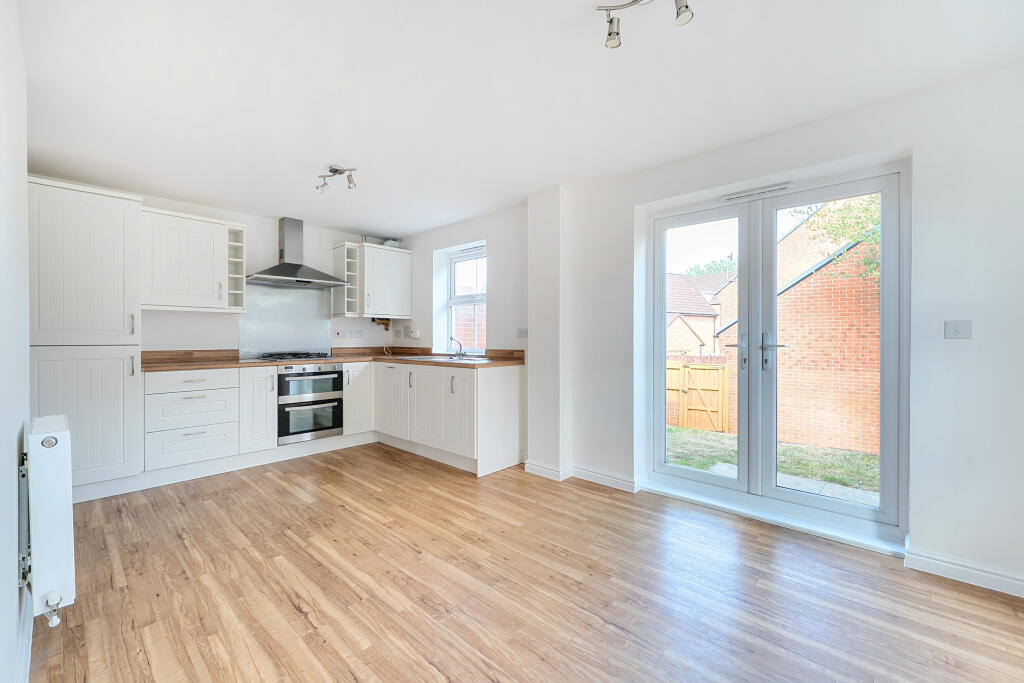 Kitchen / Breakfast Room