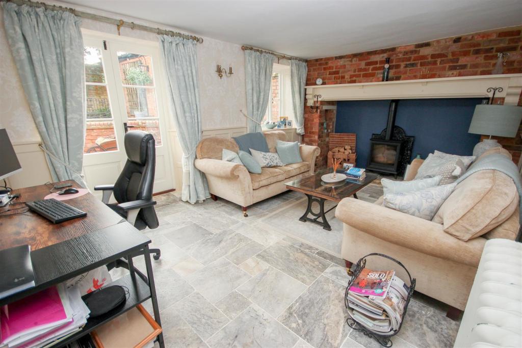 Sitting Room.jpg