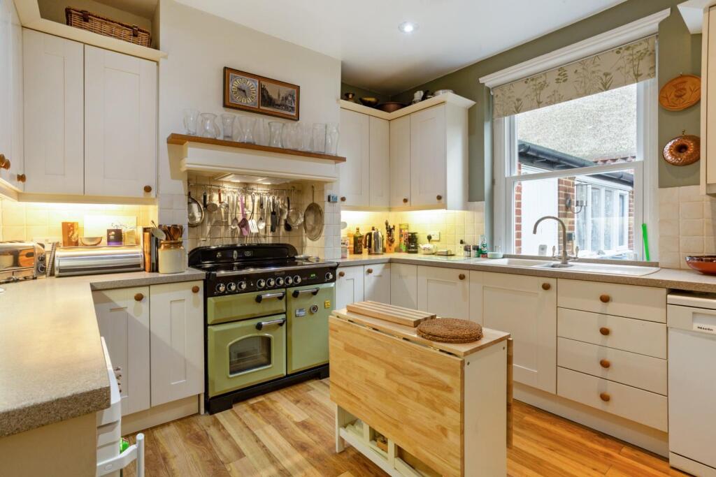 83691_12 Victoria Road (8).jpg