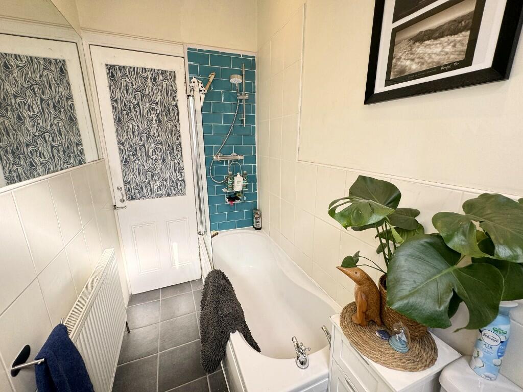 Bathroom 2