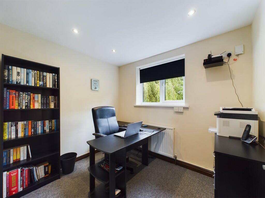 CAM02060G0-PR0192...