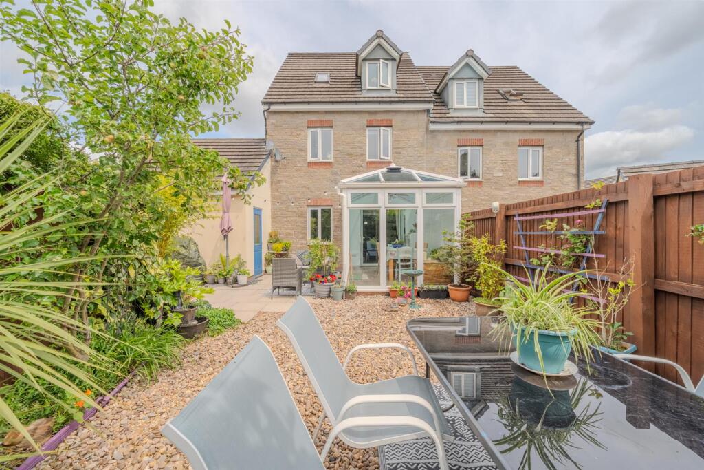 70 Heol Y Gros-27.jpg