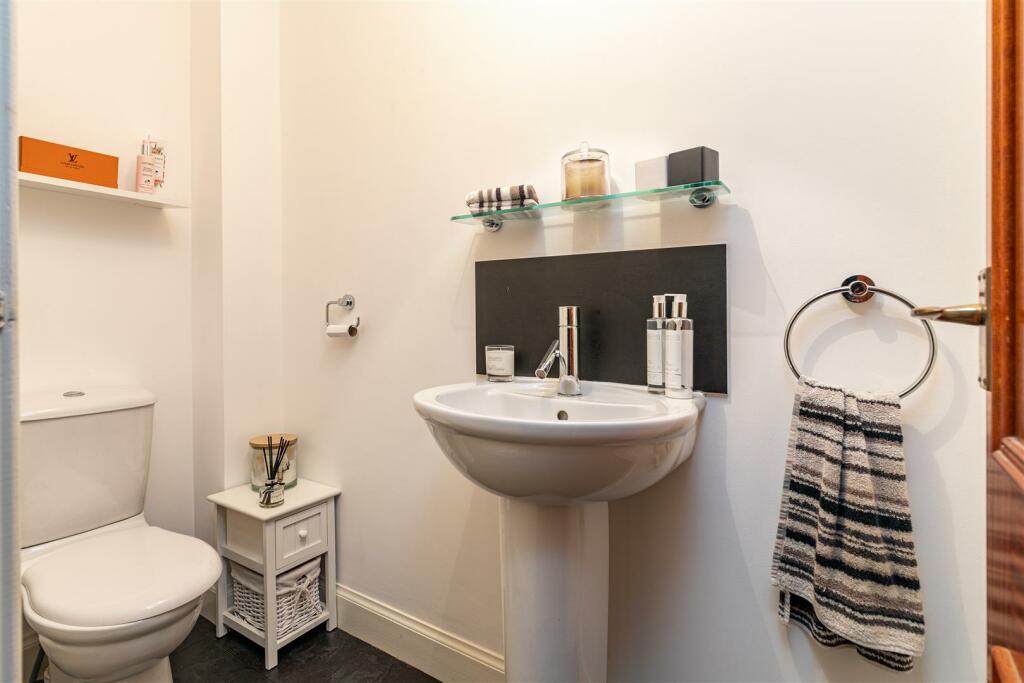 7 Montgomerie Terrace Gattonside 43.JPG