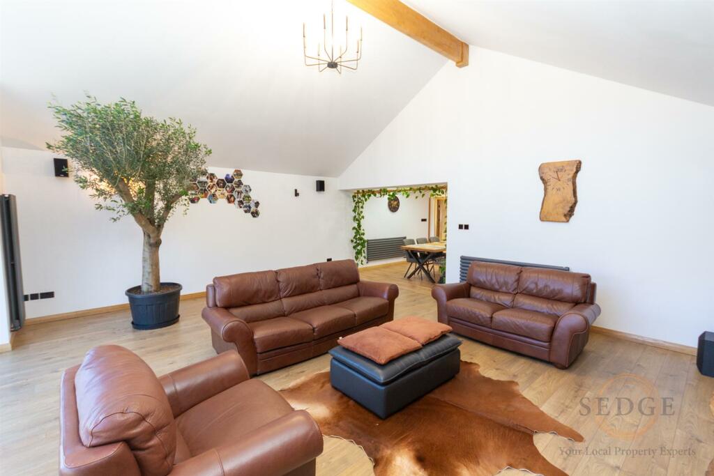 7 hoekman way -03.jpg