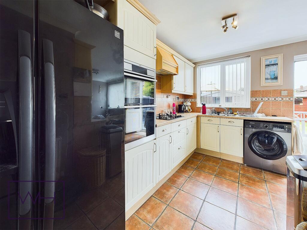 CAM03785G0-PR0108-ST