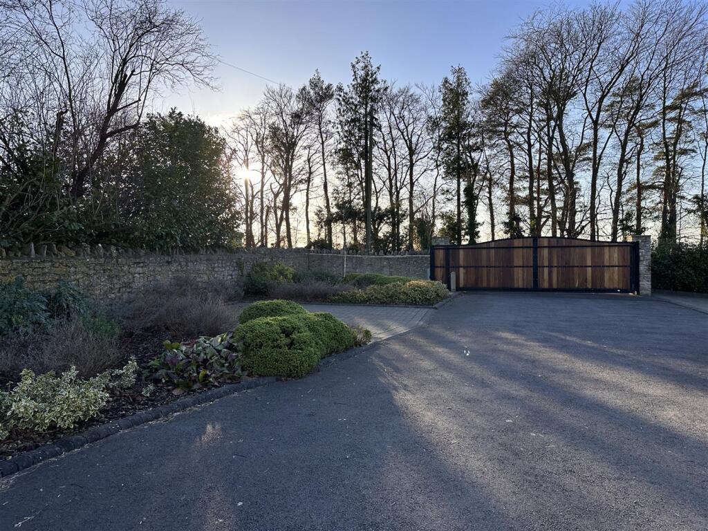 Communal driveway